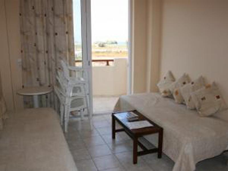 Danaos Beach Apartments Sfakaki Exterior photo